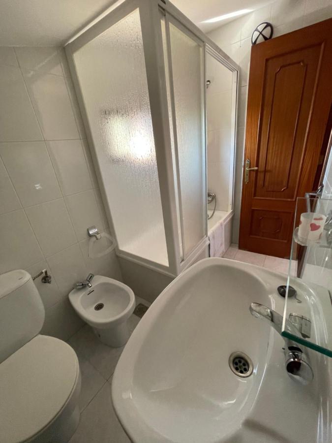 Hostal Restaurante Luz De Luna Villanueva De Arosa Εξωτερικό φωτογραφία