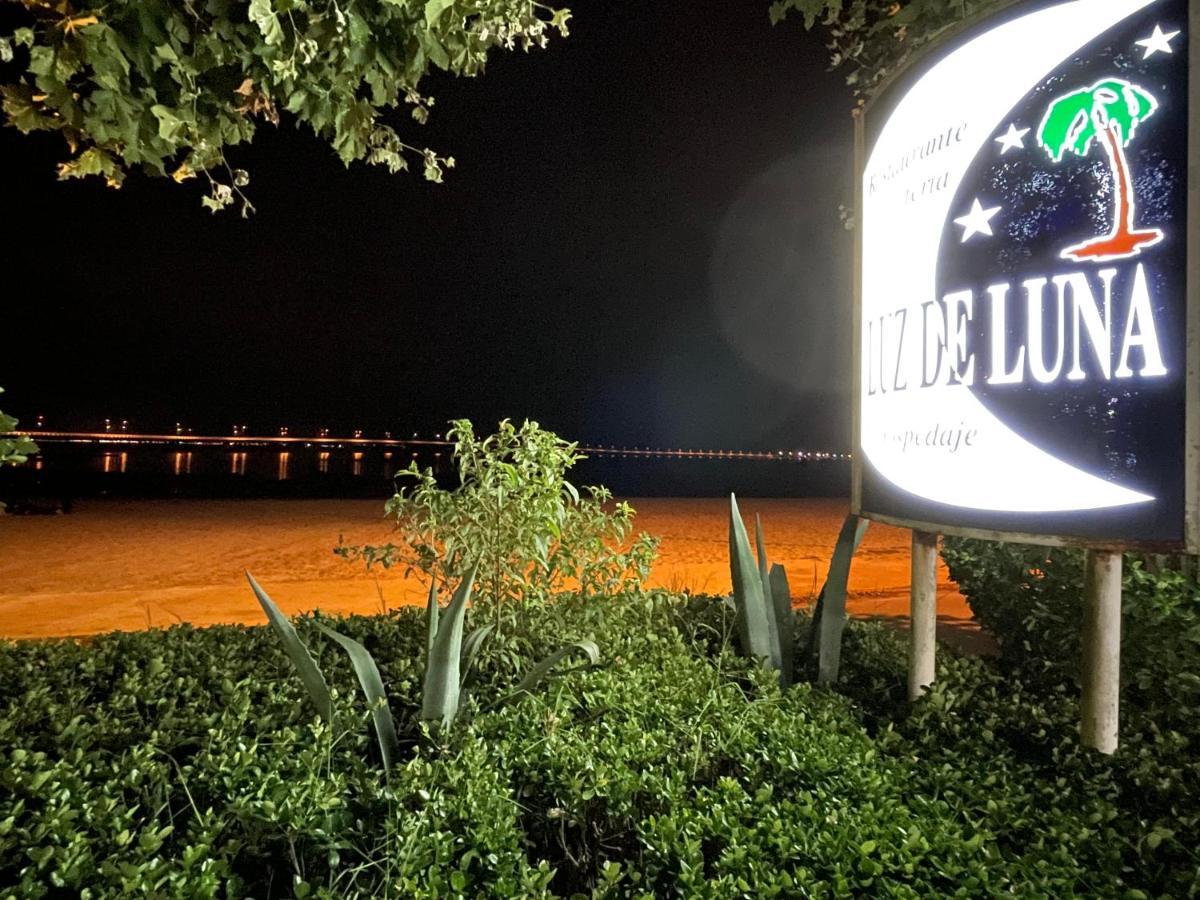 Hostal Restaurante Luz De Luna Villanueva De Arosa Εξωτερικό φωτογραφία