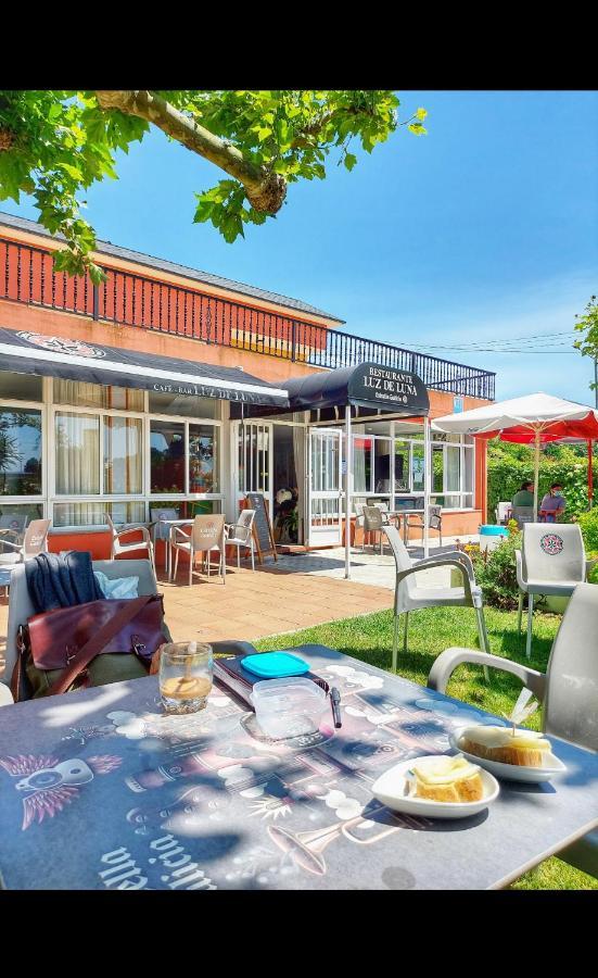 Hostal Restaurante Luz De Luna Villanueva De Arosa Εξωτερικό φωτογραφία